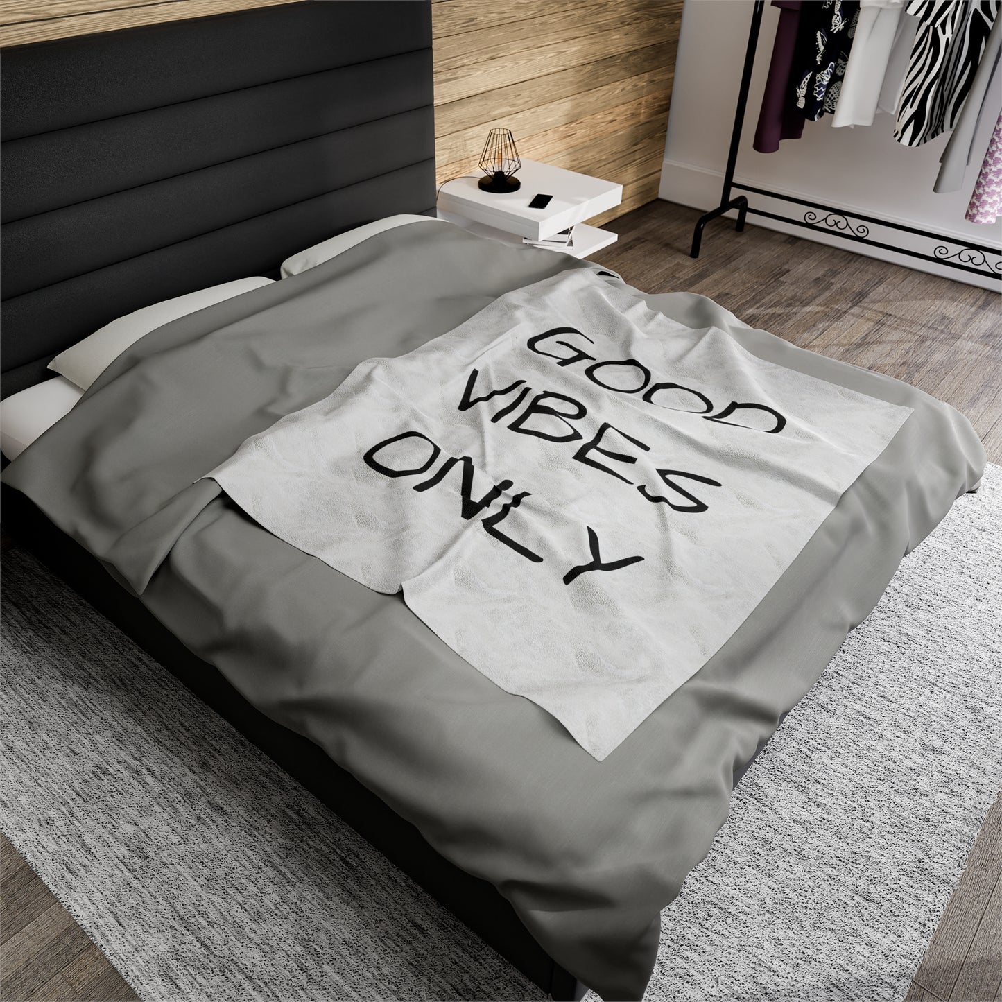 "Good Vibes Only" Plush Blanket